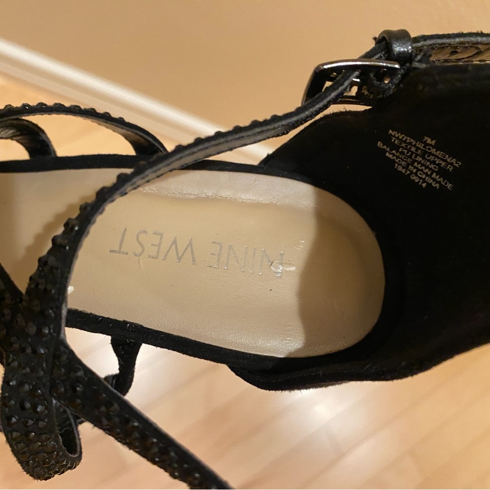 Nine West Black Peep Toe Heels - Picture 5 of 7